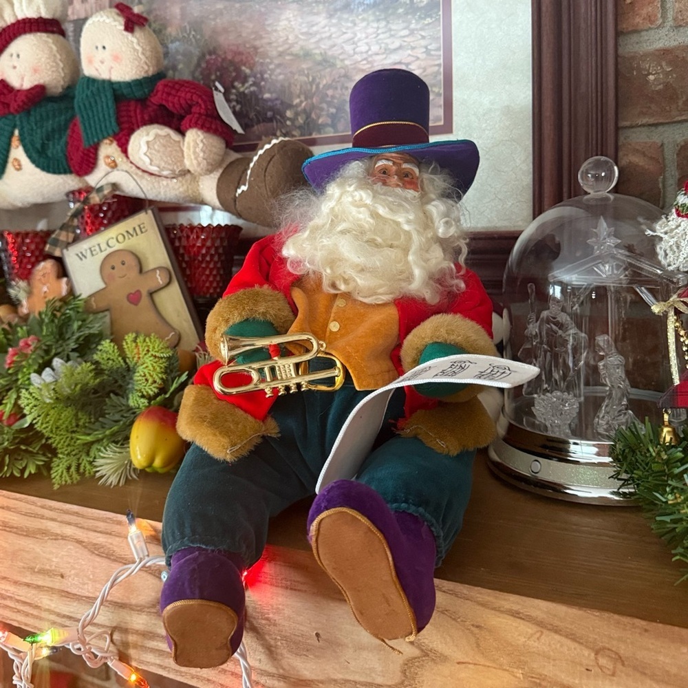 Rare Vintage 1968 Festive Santa Moving Old Fashioned Musical Collectible